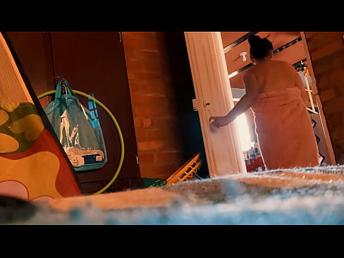 ❤️ ბიძაჩემი მიყვება შხაპში, ის მეჯახება, სანამ შხაპს ვიღებ. ❤ პორნო ჩვენთან ka.hotpornphotos.ru ❤